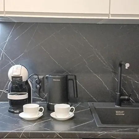 Przy Dworcu Apartment *